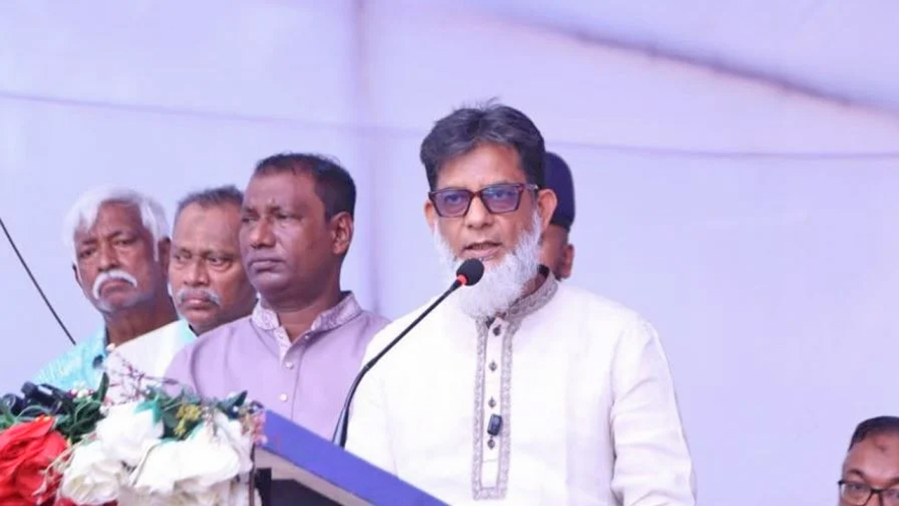 সড়ক পরিবহন ও সেতু এবং রেলপথ প্রতিমন্ত্রী হাবিবুর রশিদ হাবিব