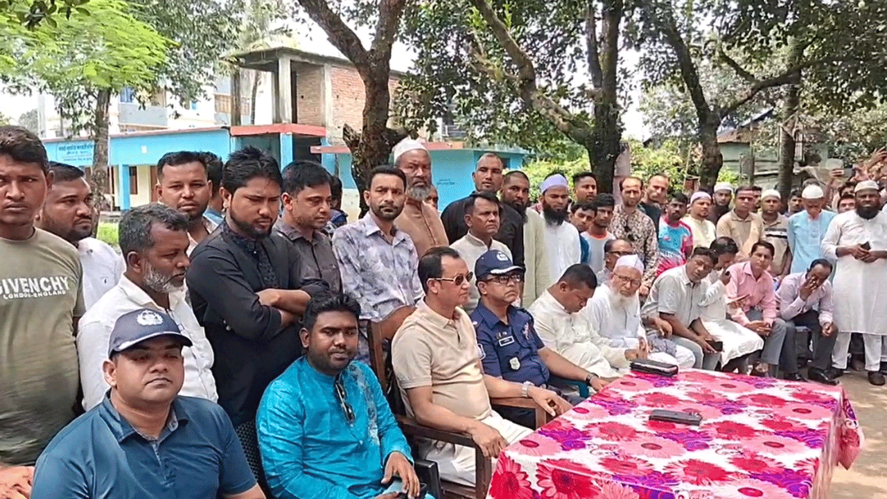 মতবিনিময় সভায় এমপি কামরুল