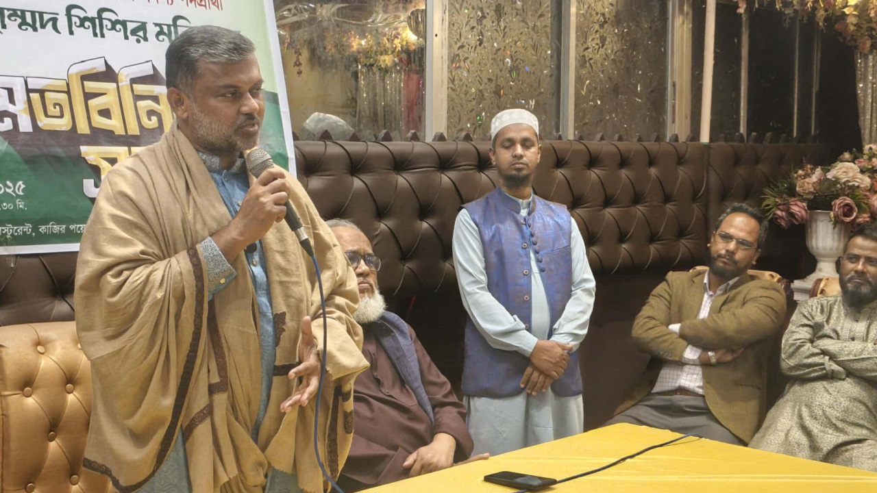 সাংবাদিকদের সাথে মতবিনিময় সভায় শিশির মনির