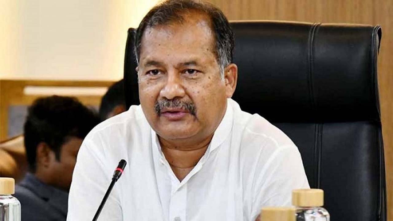 তথ্য ও সম্প্রচার মন্ত্রী জহির উদ্দিন স্বপন