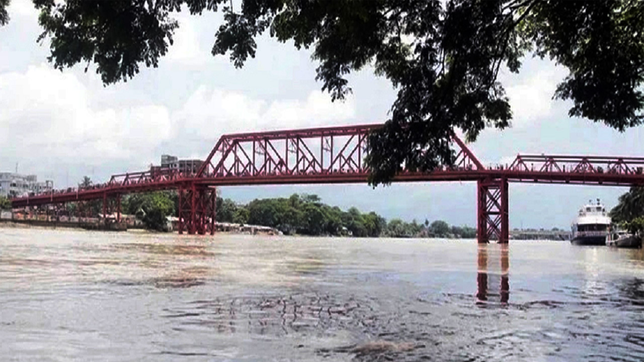 সিলেটে বাড়ছে নদীর পানি, বন্যার আশঙ্কা