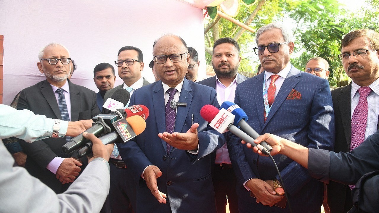 সিলেটে দুদক চেয়ারম্যান