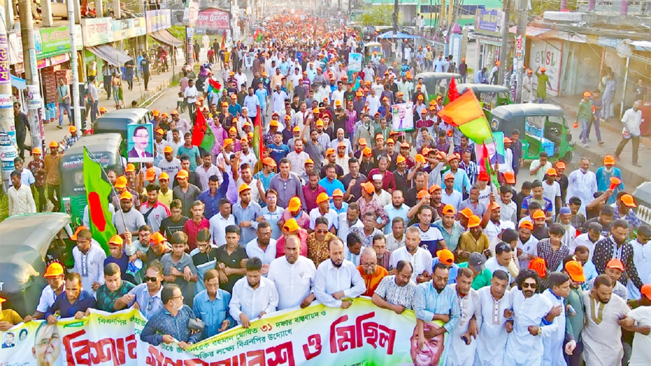 সিলেটের দক্ষিণ সুরমায় বিএনপি নেতা কাইয়ুম চৌধুরী শোডাউন