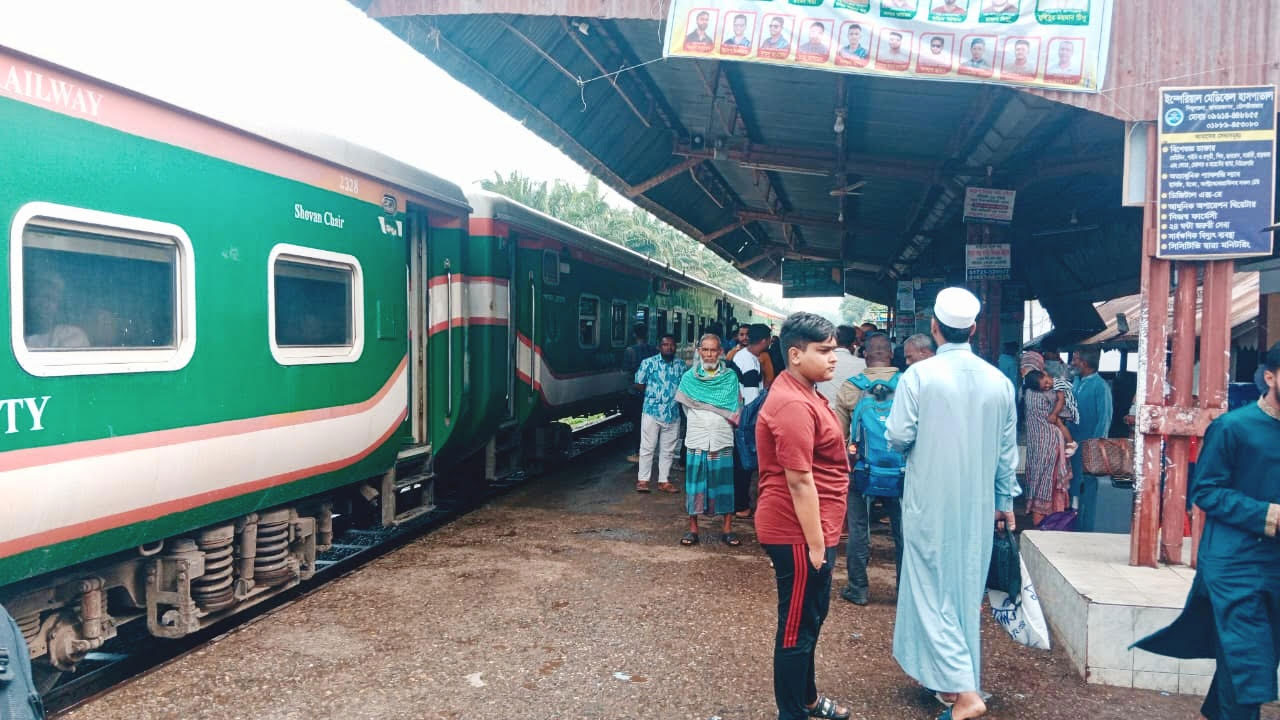 সিলেটের সাথে সারাদেশের রেল যোগাযোগ স্বাভাবিক