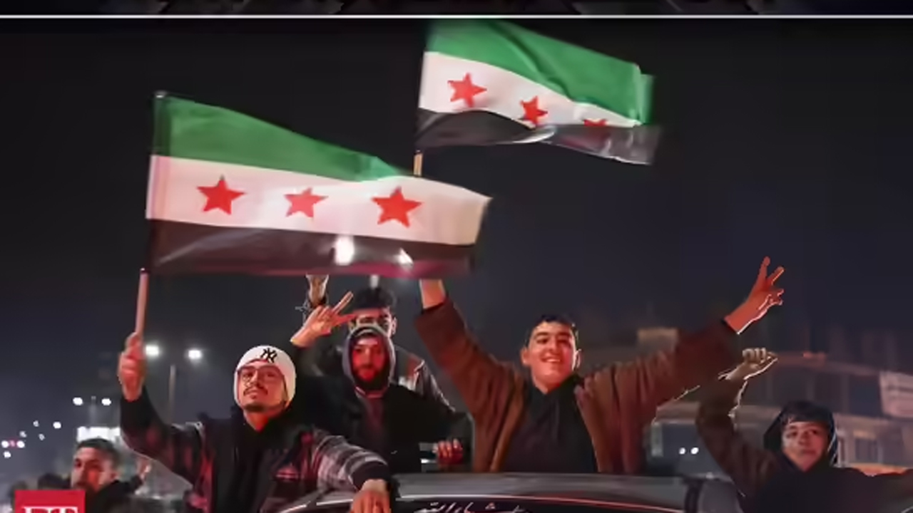সিরিয়া সরকার ও কুর্দি  নেতৃত্বাধীন এসডিএফের যুদ্ধবিরতি চুক্তি হওয়ায় জনতার উল্লাস