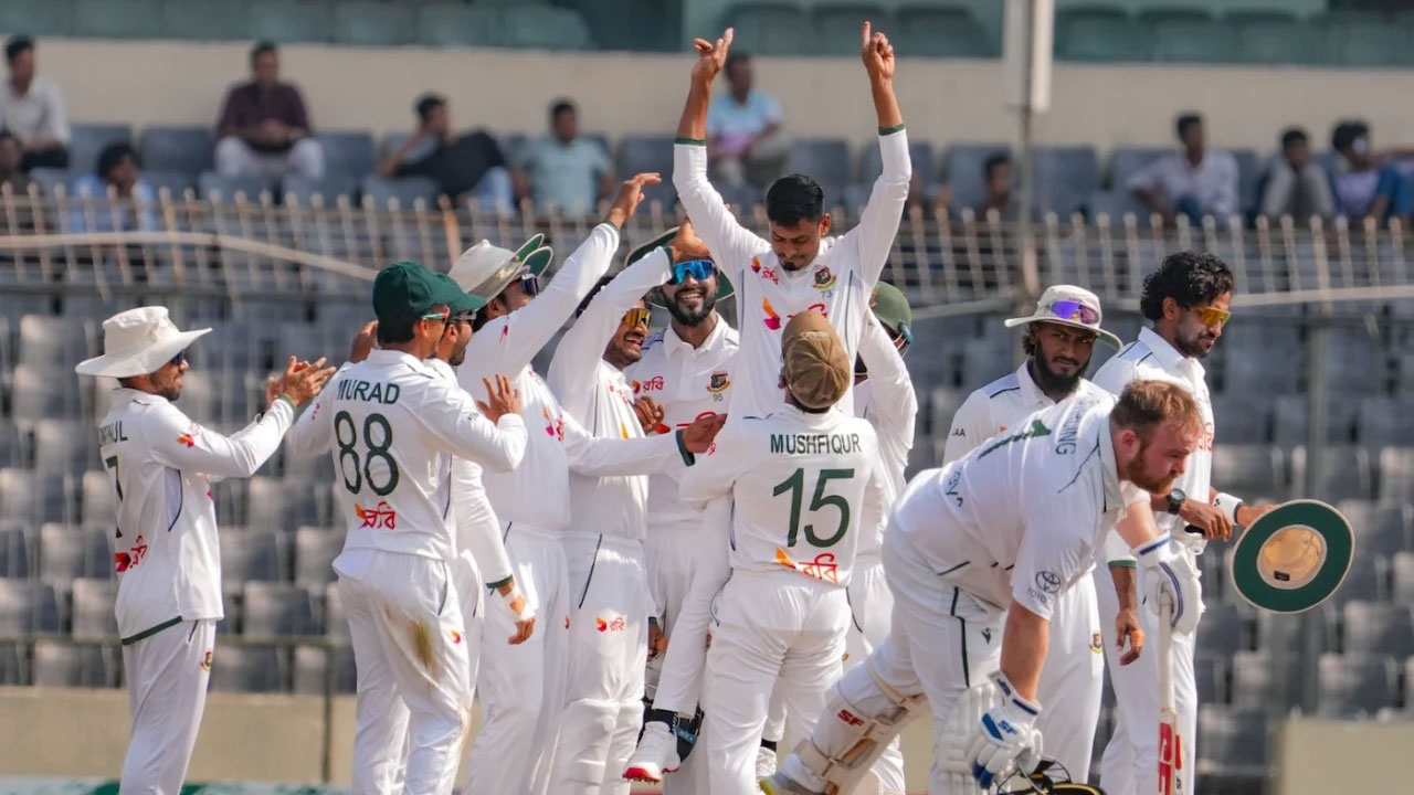 তাইজুল ইসলামের স্পিন ঘূর্ণিতে নাজেহাল আইরিশরা