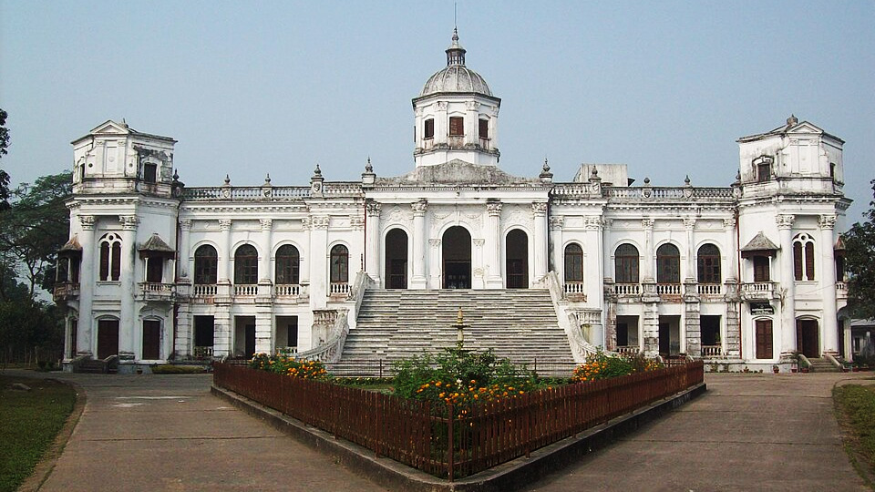 তাজহাট জমিদার বাড়ি