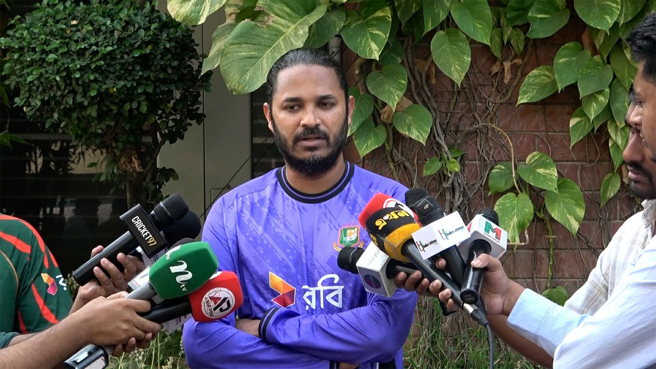 বাংলাদেশের পেস বোলিং কোচ তালহা জুবায়ের
