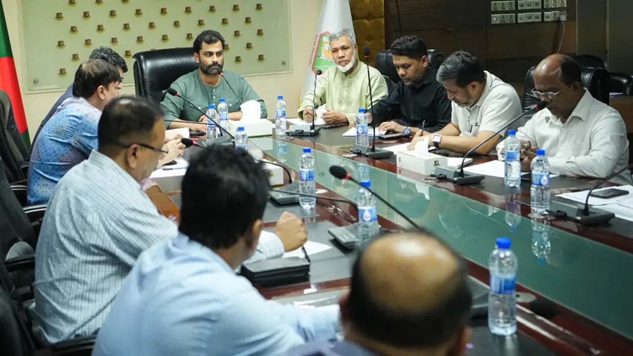 বিসিবির সাথে বৈঠক করেন ঢাকার সব ক্লাবের সংগঠকরা