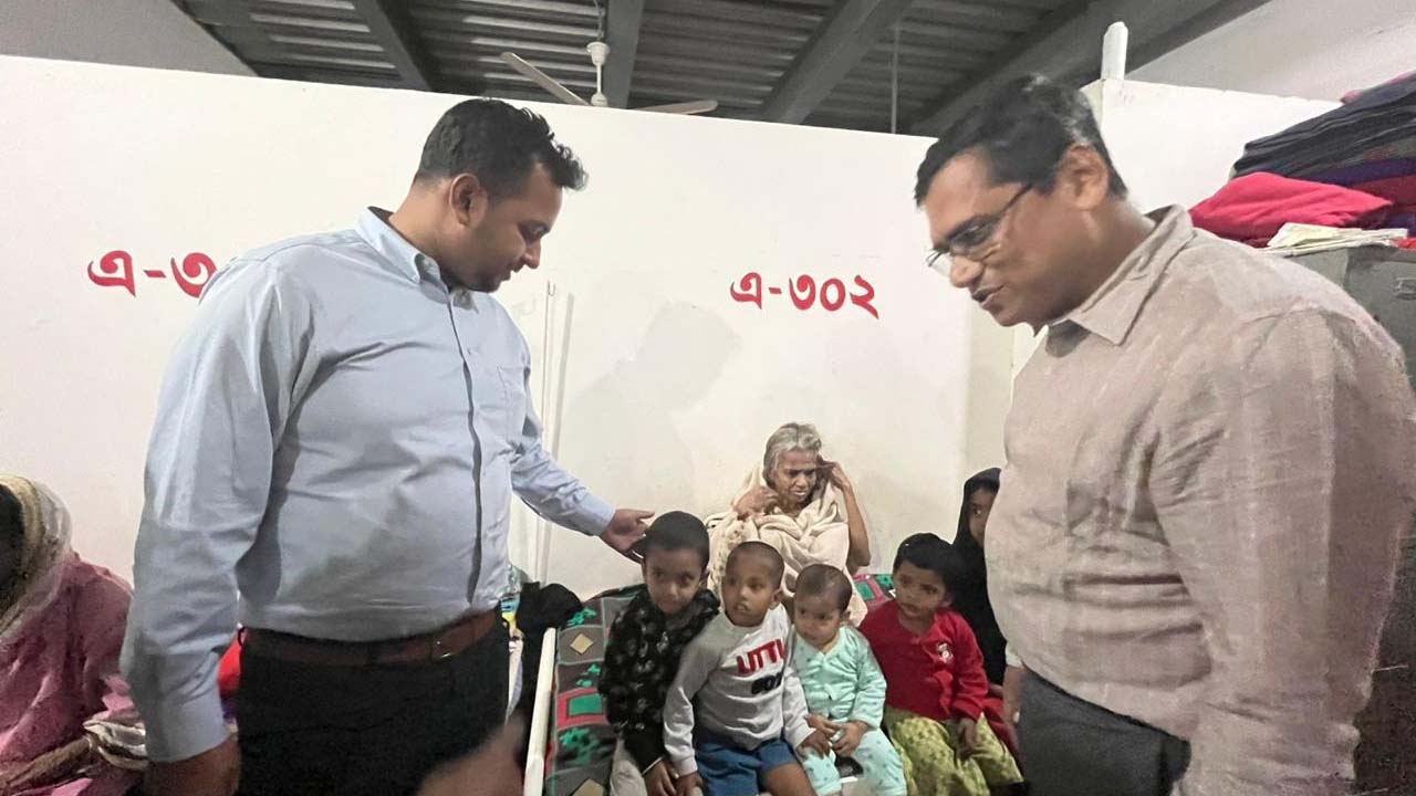 তারেক রহমানের জন্মদিনে অসহায়দের জন্য ফল উৎসব