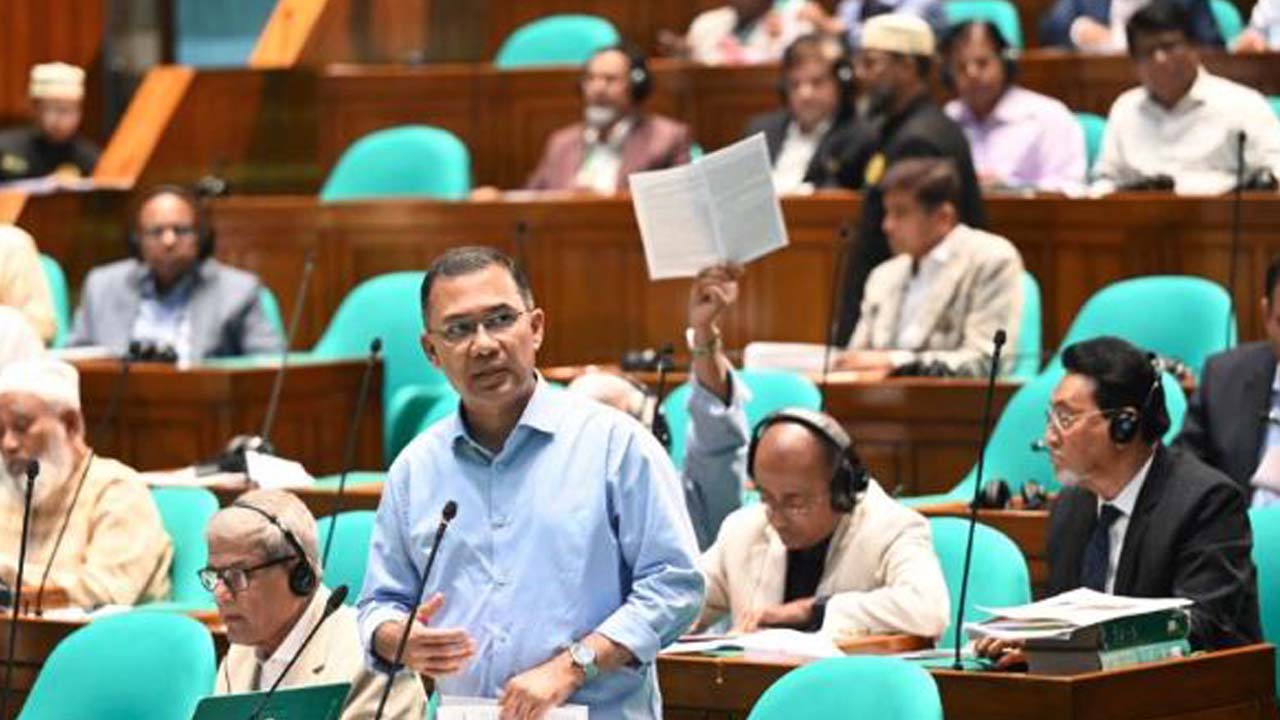 সংসদে প্রধানমন্ত্রী তারেক রহমান