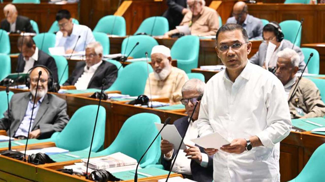 সংসদে প্রধানমন্ত্রী তারেক রহমান