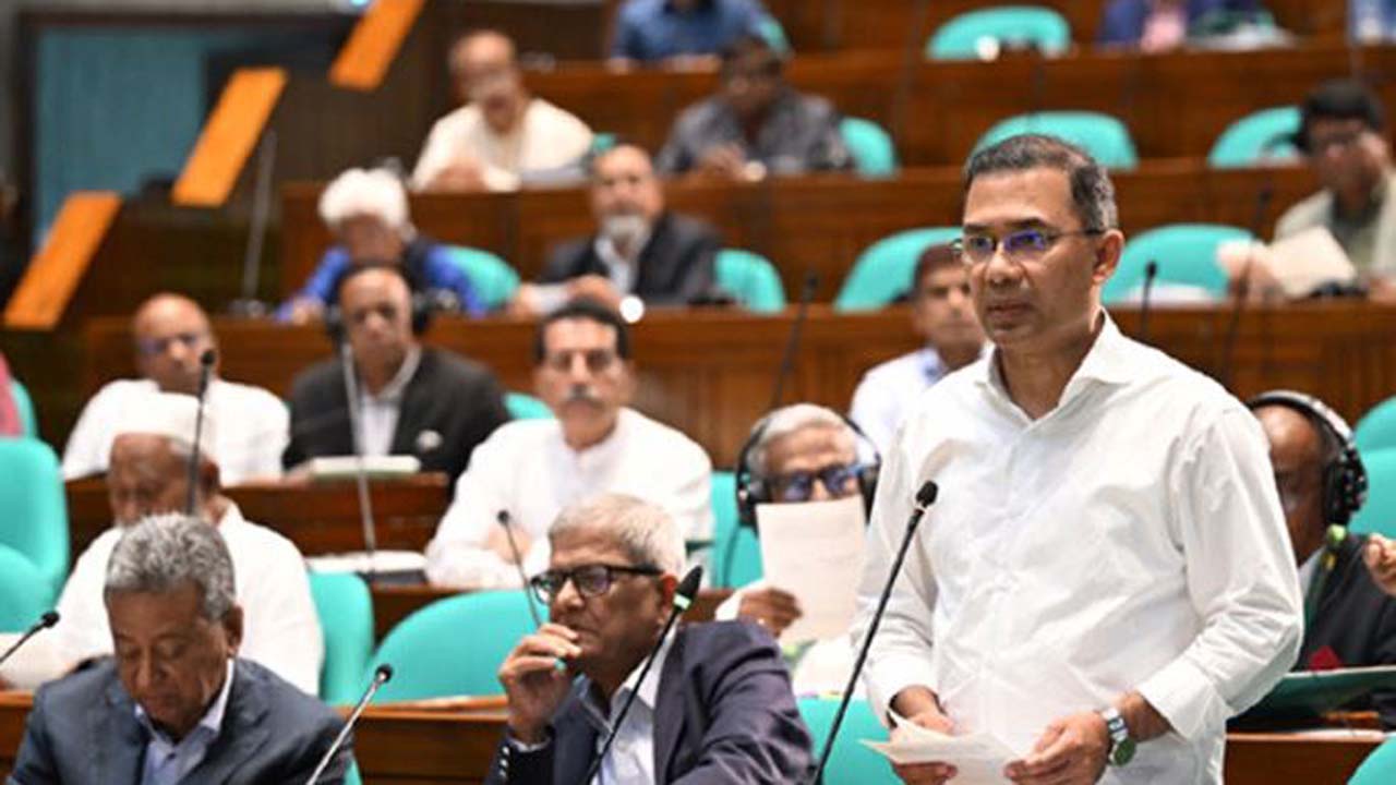 সংসদে প্রধানমন্ত্রী তারেক রহমান