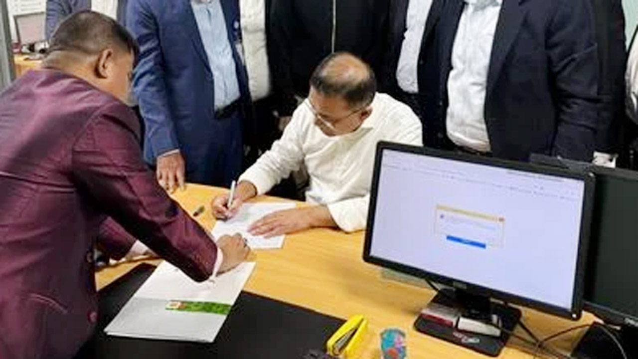 ভোটার হতে তারেক রহমানের করা আবেদন অনুমোদন দিয়েছে নির্বাচন কমিশন