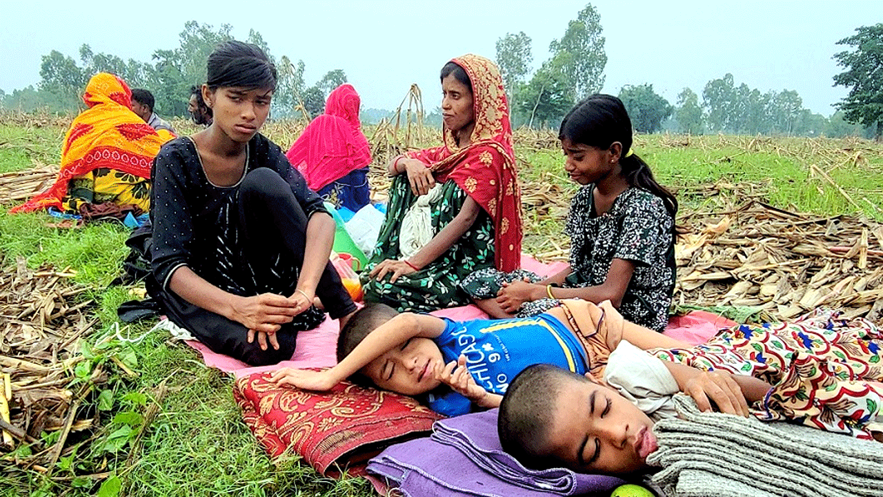 শূন্যরেখায় বসে রয়েছেন পুশইন’র চেষ্টা করা ভারতীয় নাগরিকরা