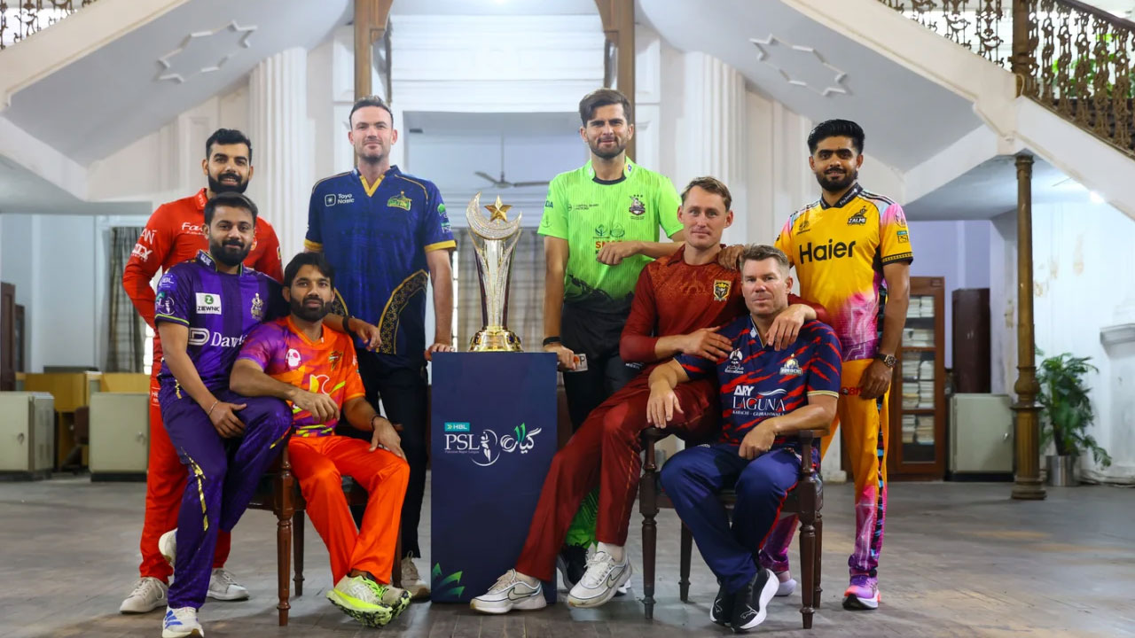 পিএসএলের অধিনায়কেরা