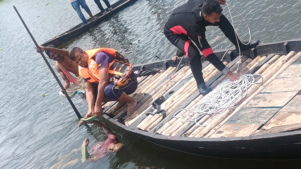 লাশ উদ্ধার