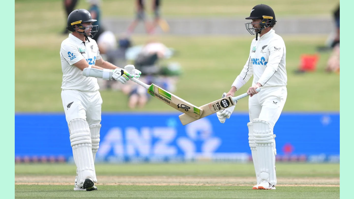 টম ল্যাথাম ও ডেভন কনওয়ে