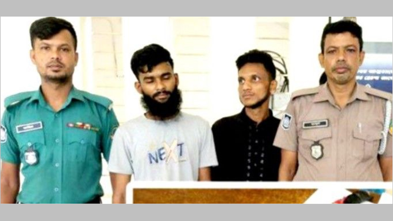 গ্রেফতার দুই ছিনতাইকারী