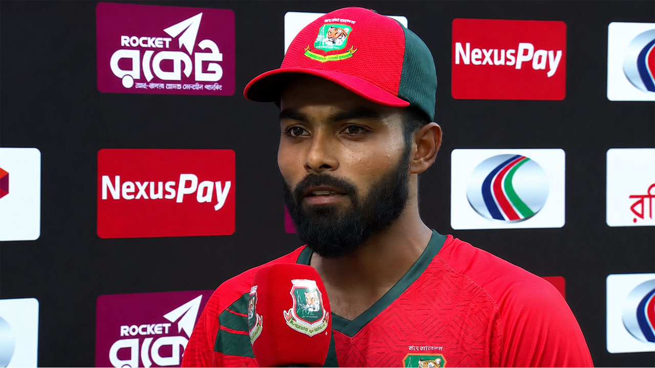 ম্যাচ শেষে সংবাদ সম্মেলনে কথা বলছেন ভারপ্রাপ্ত অধিনায়ক তাওহীদ হৃদয়