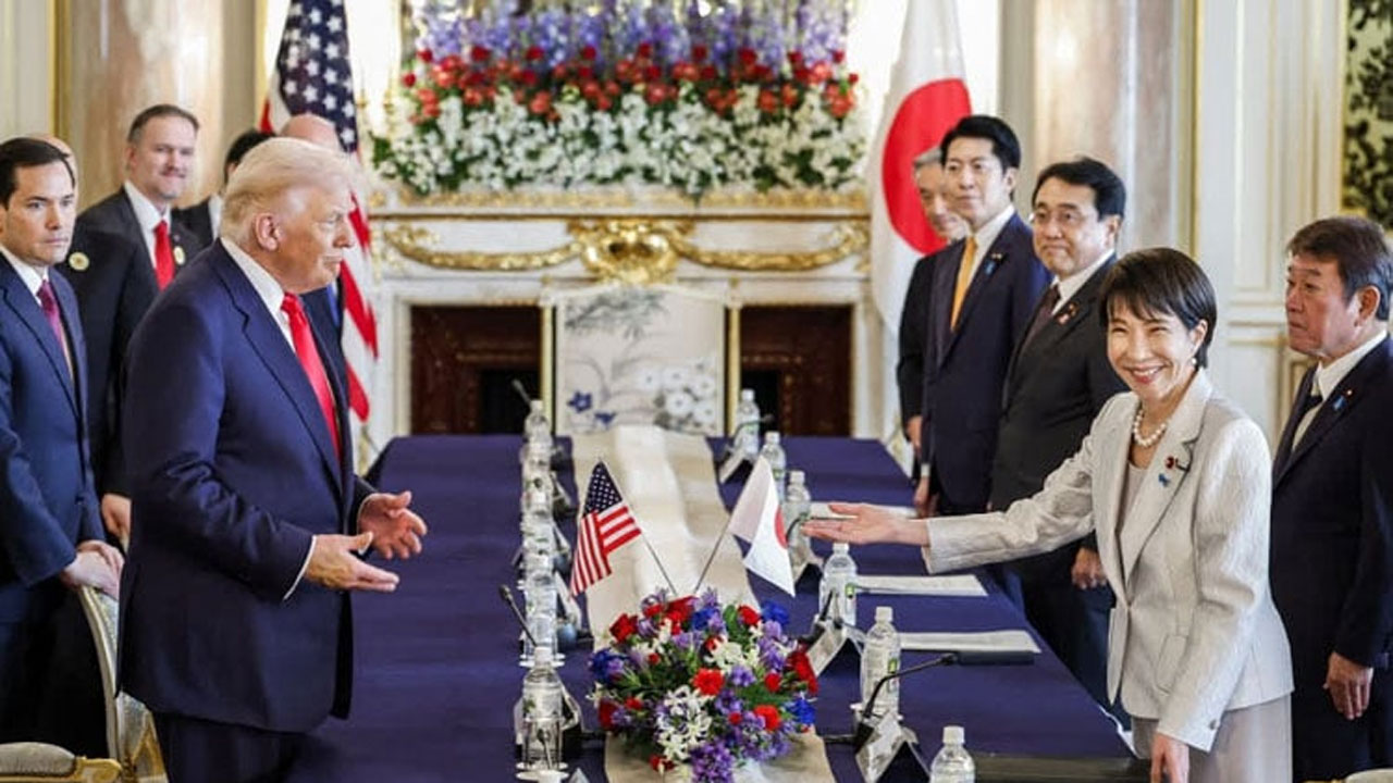 মার্কিন প্রেসিডেন্ট ডোনাল্ড ট্রাম্প ও জাপানের প্রধানমন্ত্রী সানায়ে তাকাইচি