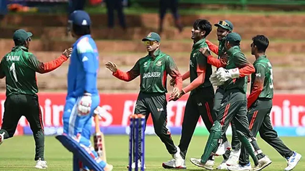 ভারতকে হারাতে প্রয়োজন ২৩৯ রান