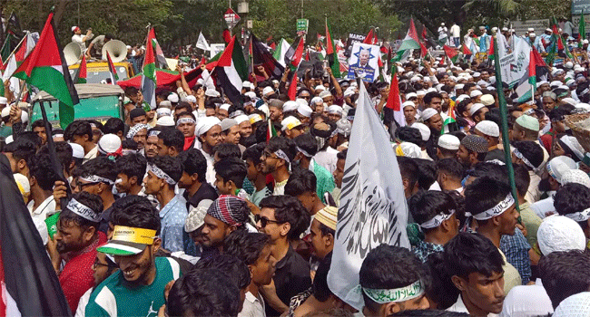 তেলাওয়াতের মধ্য দিয়ে শুরু হলো মার্চ ফর গাজার গ্রোগ্রাম