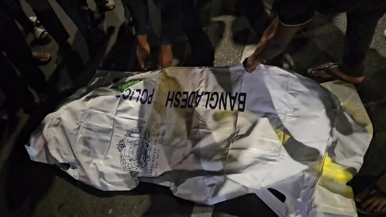 প্রাইভেটকারের ধাক্কায় নিহত অমীত