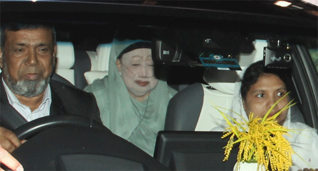 হাসপাতালে গেলেন বেগম খালেদা জিয়া