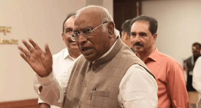 কংগ্রেস সভাপতি মল্লিকার্জুন খাড়গে
