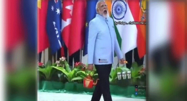 আন্তর্জাতিক সম্মেলনে ‘চা বিক্রি’ করছেন মোদি!