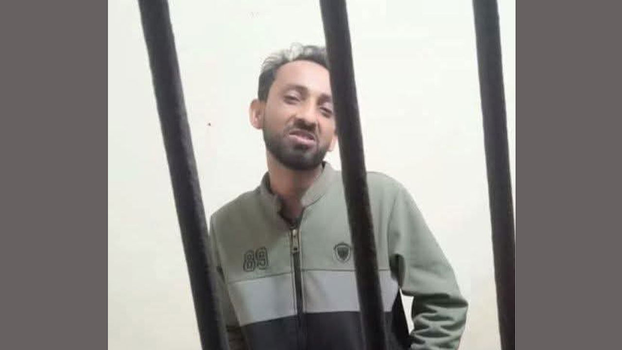 বহিষ্কার ছাত্রদল নেতা মনির সরদার