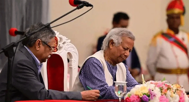 অন্তর্বর্তীকালীন সরকারের প্রধান উপদেষ্টা ড. মুহাম্মদ ইউনূস