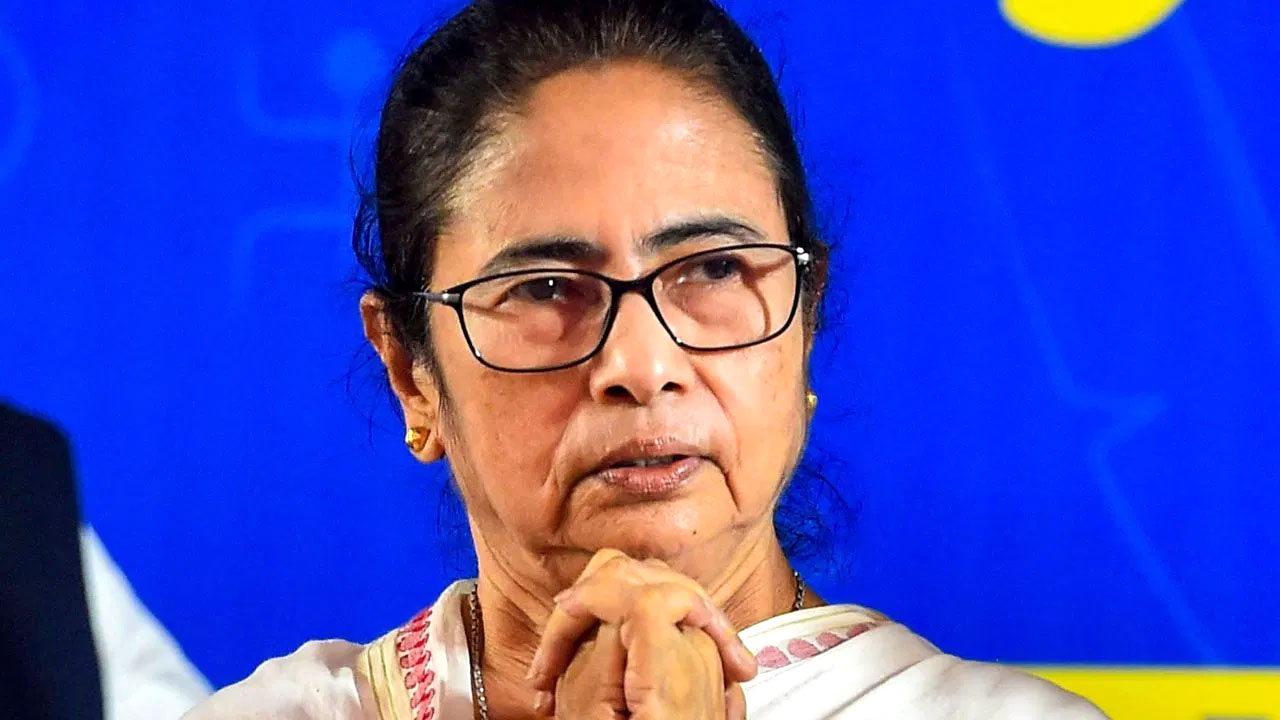 পশ্চিমবঙ্গের মুখ্যমন্ত্রী মমতা ব্যানার্জি