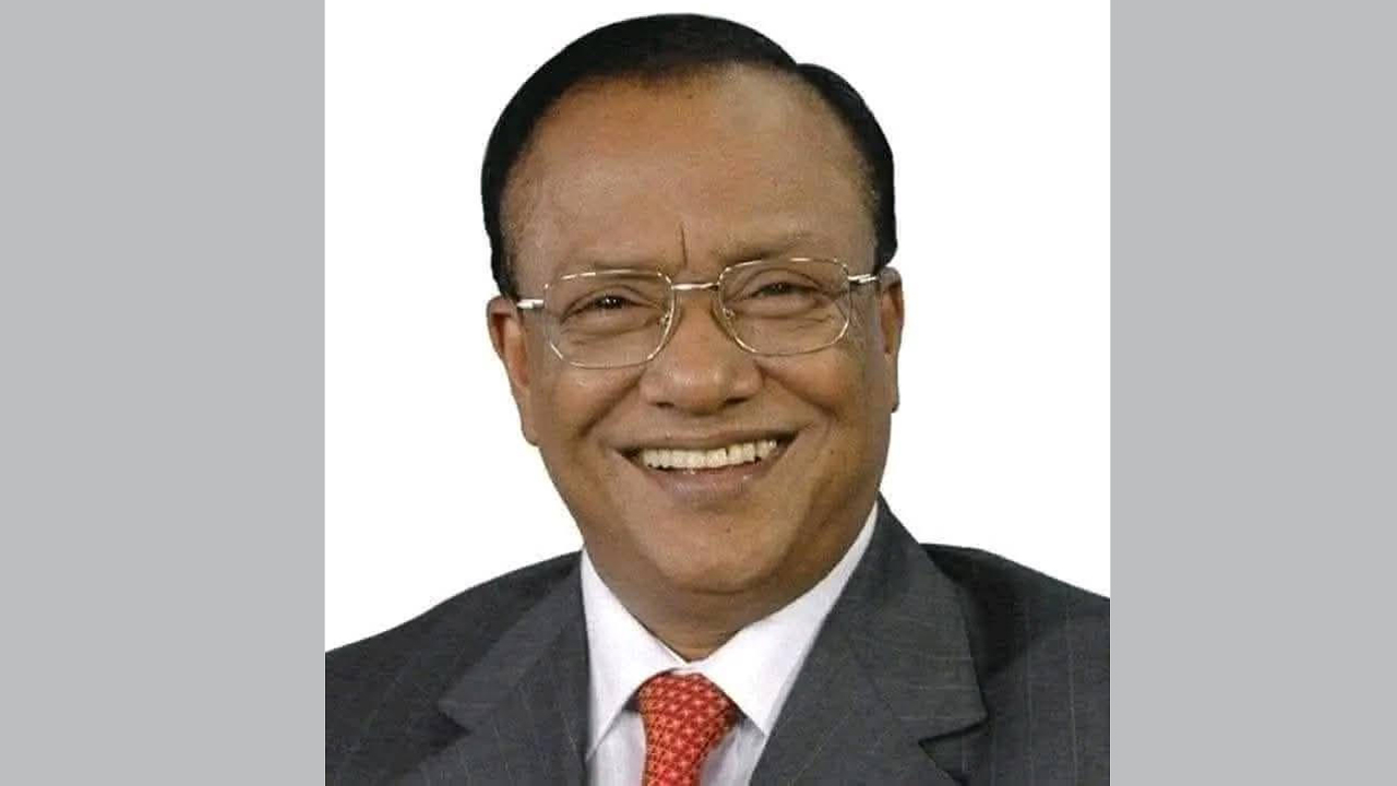 পরিবেশ বন ও জলবায়ু বিষয়ক মন্ত্রী আব্দুল আউয়াল মিন্টু