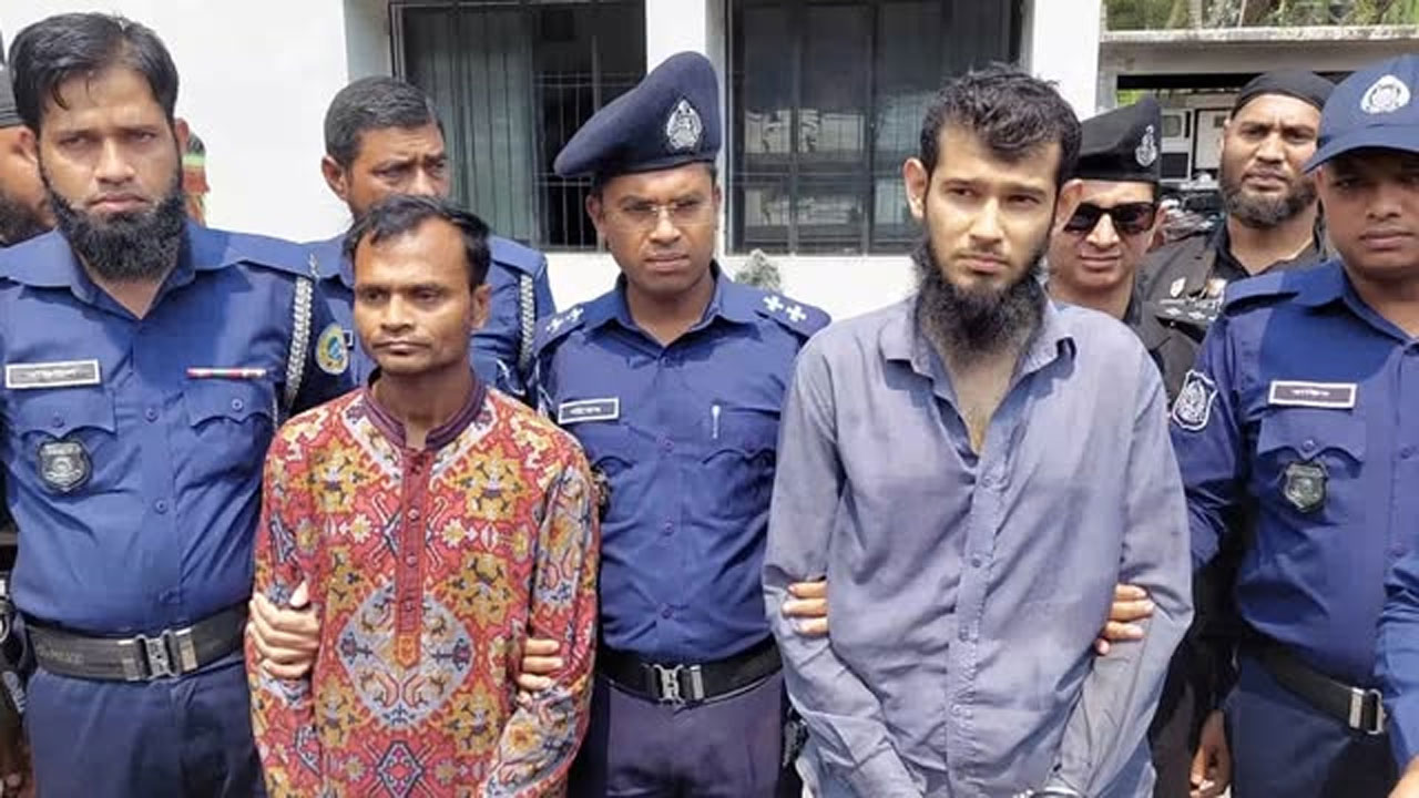 গ্রেফতার আসামিরা