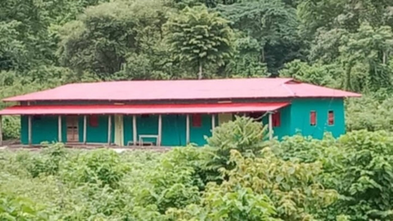 পাহাড়ি স্কুল