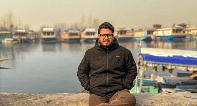 ইতিহাস সংরক্ষণের চেষ্টায় কাশ্মিরের তরুণ প্রজন্ম