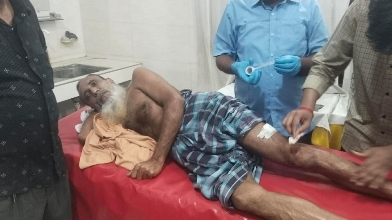 আহত মুসল্লি
