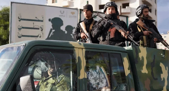 সিরিয়ার বন্দর নগরীতে কারফিউ চলাকালে আটক ২১