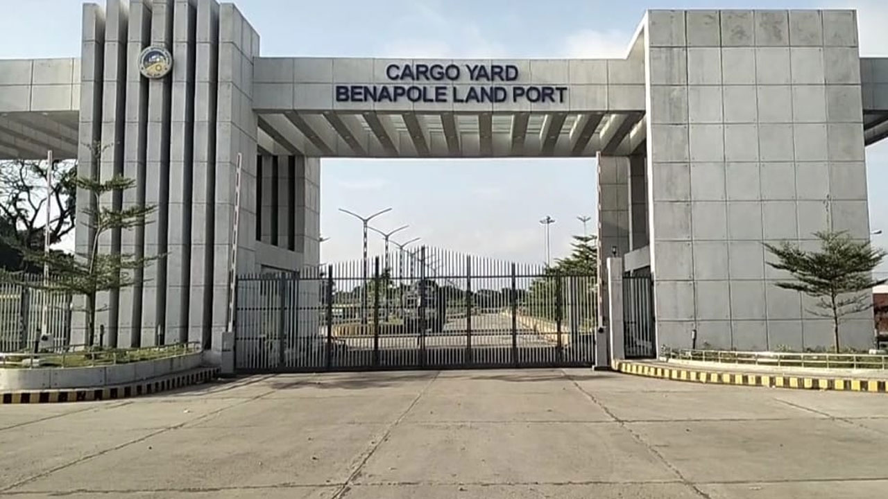 বেনাপোল বন্দর