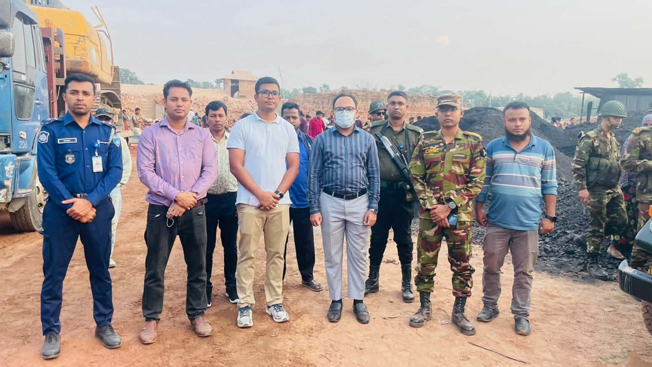 ইটভাটা উচ্ছেদ অভিযান