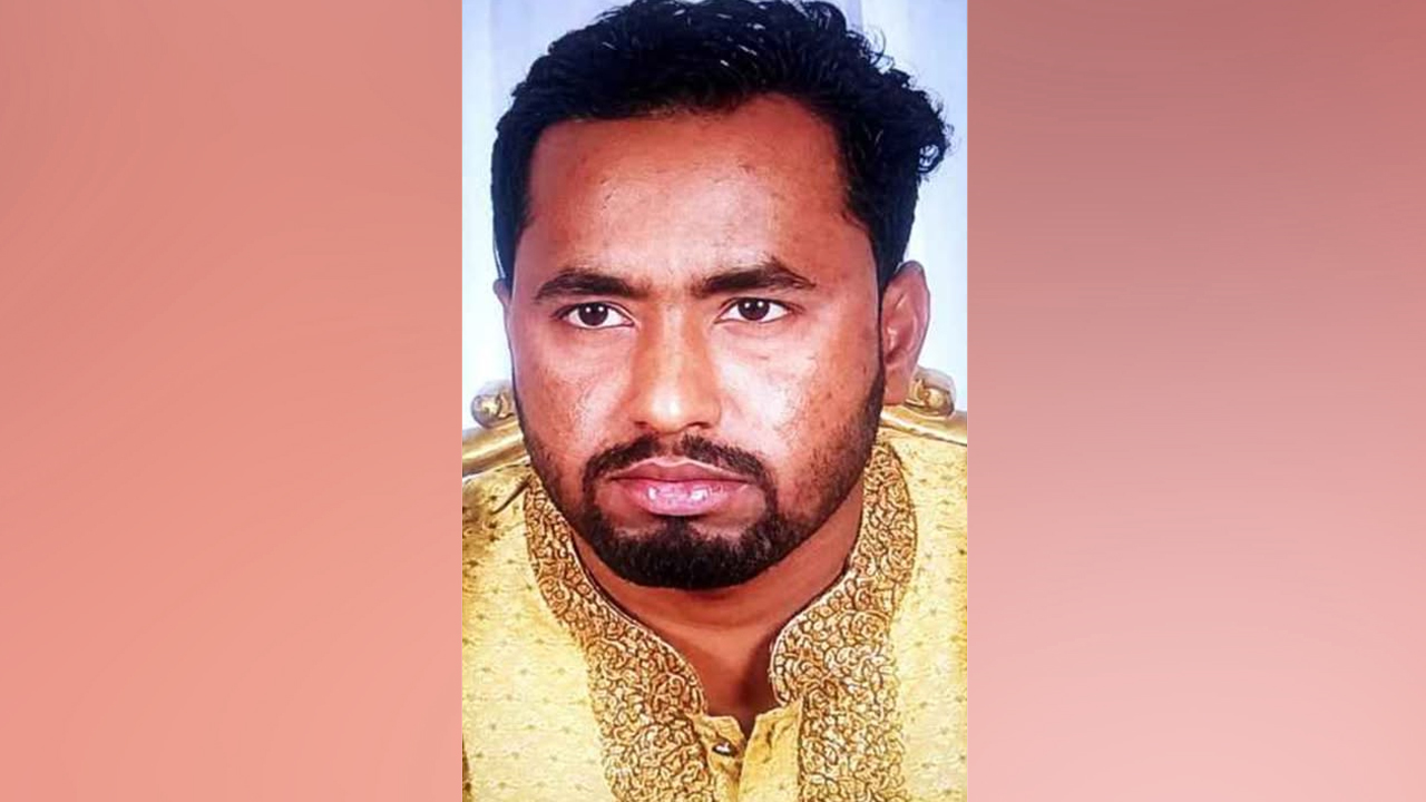 বিজয় বর্মন (৩৩)