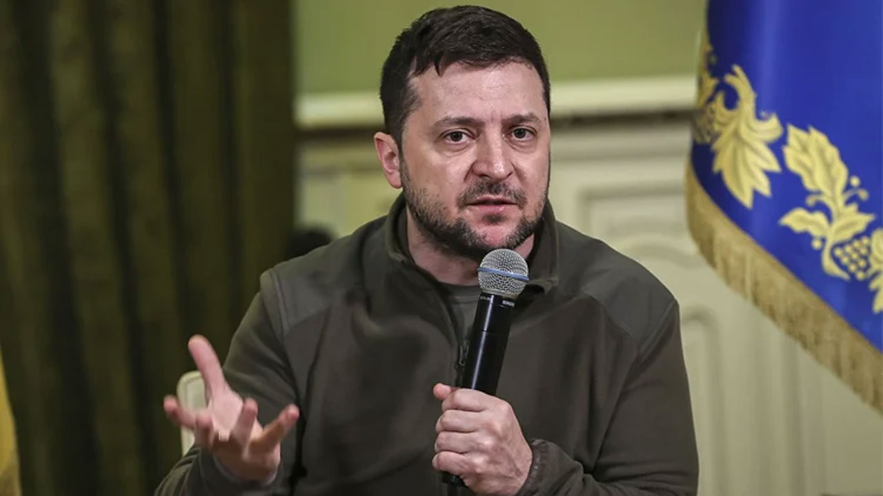 ইউক্রেনের প্রেসিডেন্ট ভলোদিমিরি জেলেনস্কি