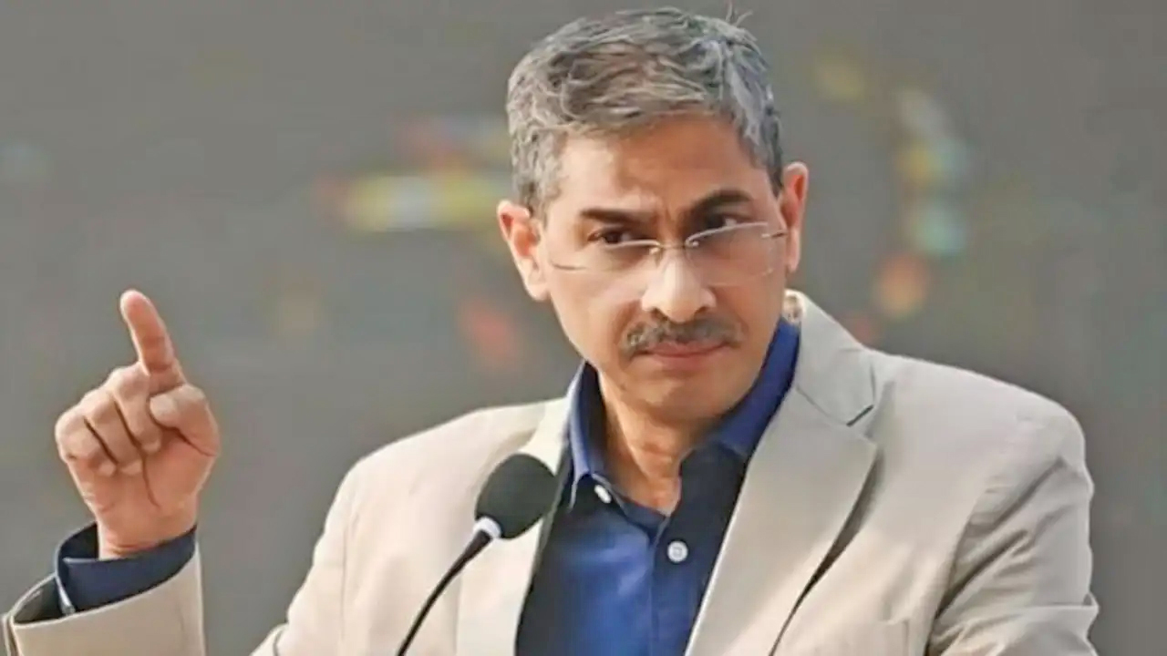 পানিসম্পদ মন্ত্রী শহীদউদ্দীন চৌধুরী এ্যানি