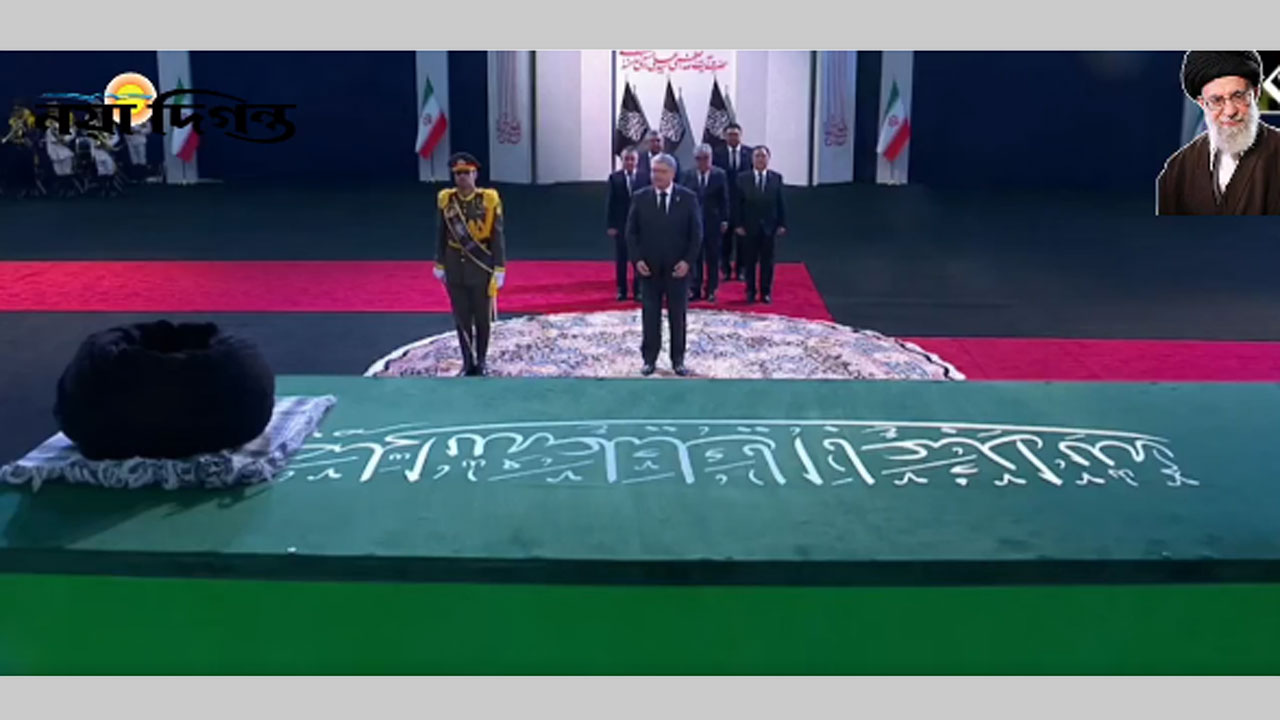 আলি খামেনির কফিন