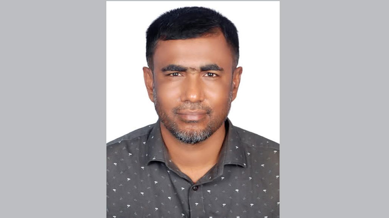 সাংবাদিক আজিজুল হক