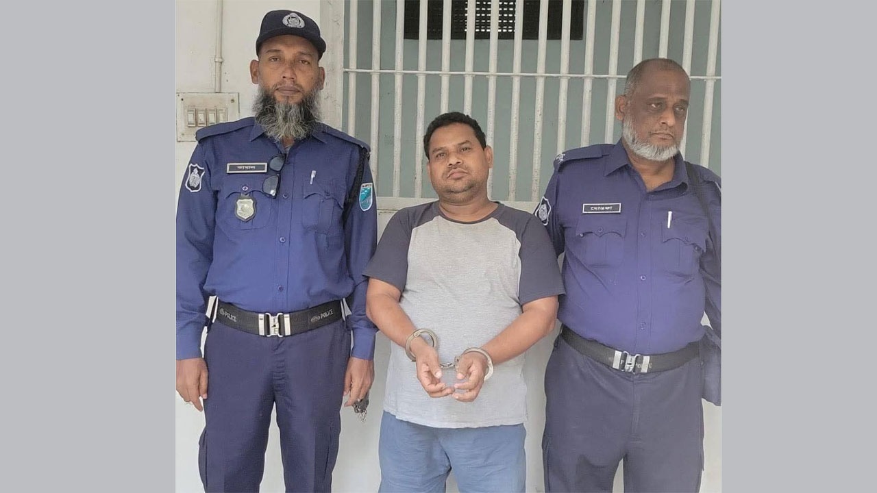 বদরুল আলম গ্রেফতার