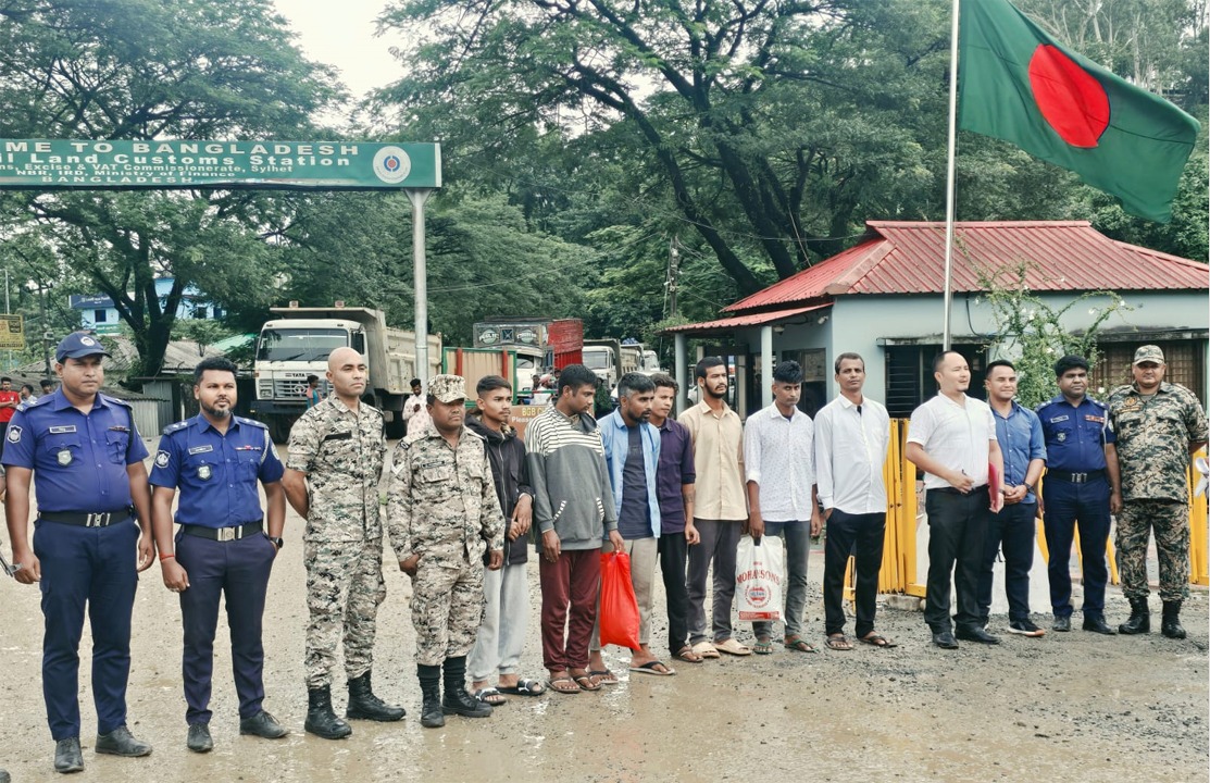 তামাবিল সীমান্ত দিয়ে দেশে ফিরলেন সাত বাংলাদেশী