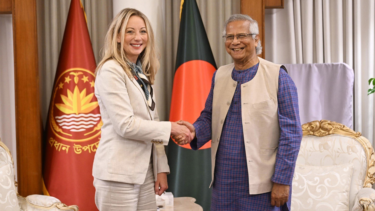 স্পেসএক্সের ভাইস প্রেসিডেন্ট লরেন ড্রেয়ার শুক্রবার অধ্যাপক মুহাম্মদ ইউনূসের সাথে সাক্ষাৎ করেন